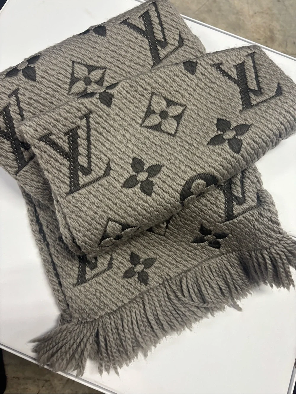 Louis Vuitton Gray and Cream Monogram Knit Scarf with Label